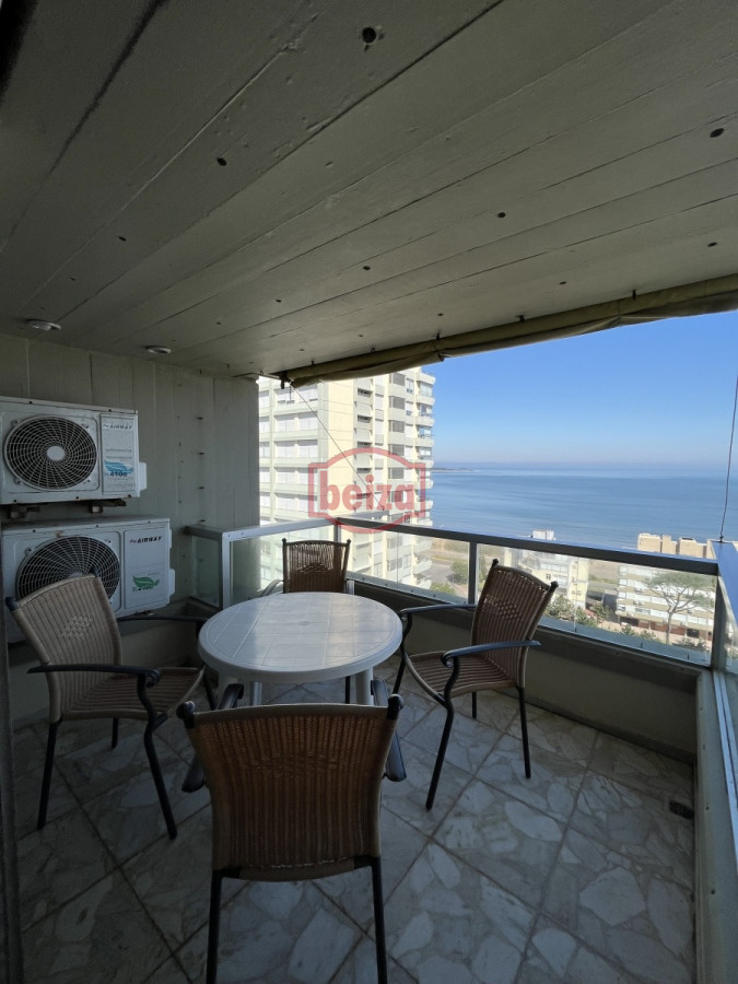 Apartamento ID.20227 - Playa Mansa - Frente al mar - Muy completo en servicios