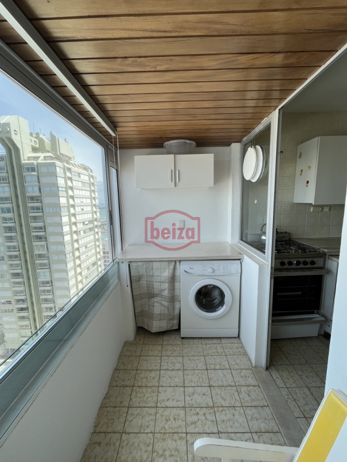 Apartamento ID.28/Apartamentos-en-Alquiler--Beiza-Propiedades - Apartamento en Peninsula, 2 dormitorios *