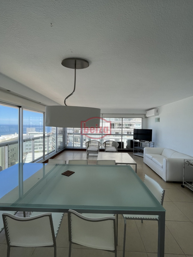Apartamento ID.165954 - Alquiler dos dormitorios en Peninsula* 