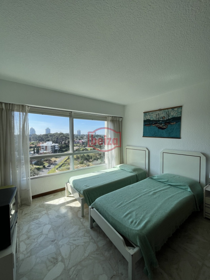 Apartamento ID.20227 - Playa Mansa - Frente al mar - Muy completo en servicios