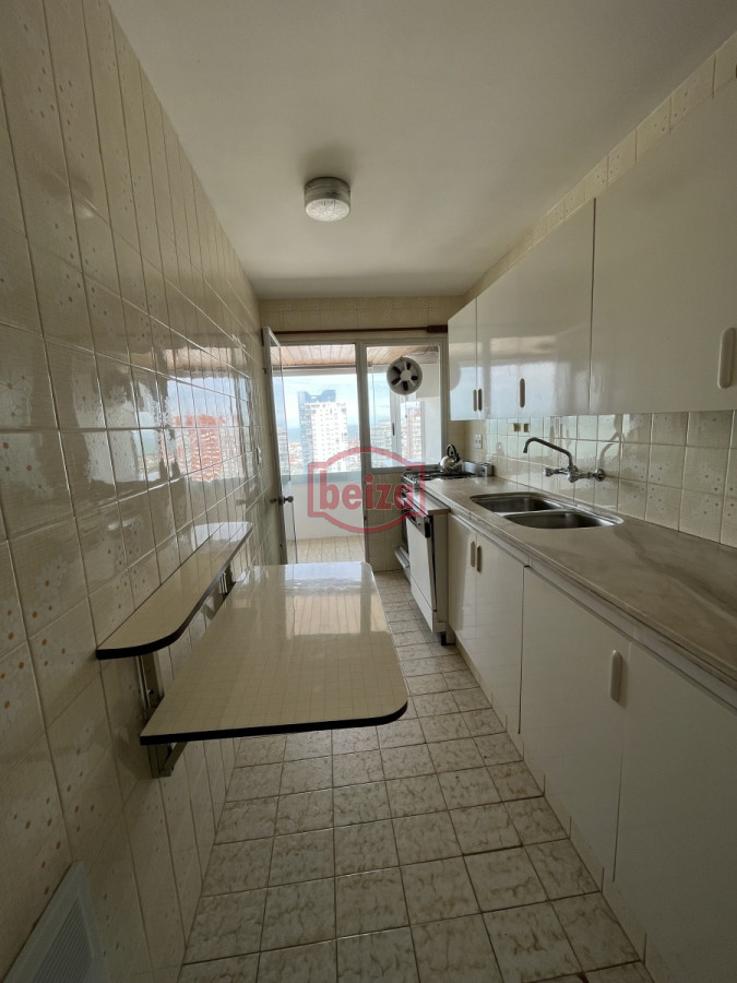 Apartamento ID.28/Apartamentos-en-Alquiler--Beiza-Propiedades - Apartamento en Peninsula, 2 dormitorios *