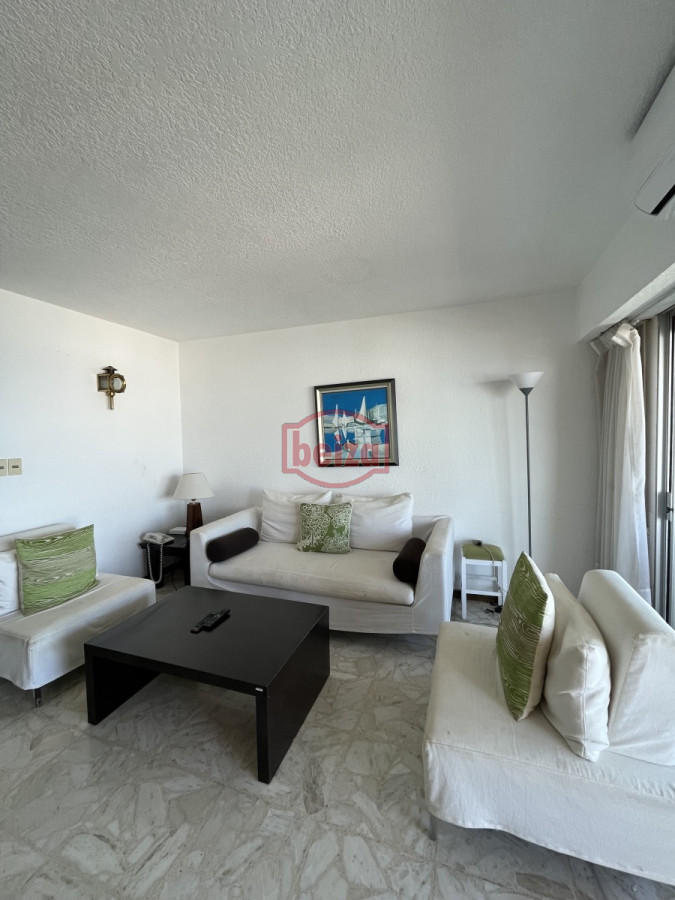 Apartamento ID.20227 - Playa Mansa - Frente al mar - Muy completo en servicios