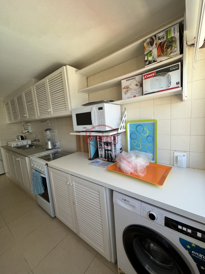 Apartamento ID.165954 - Alquiler dos dormitorios en Peninsula* 