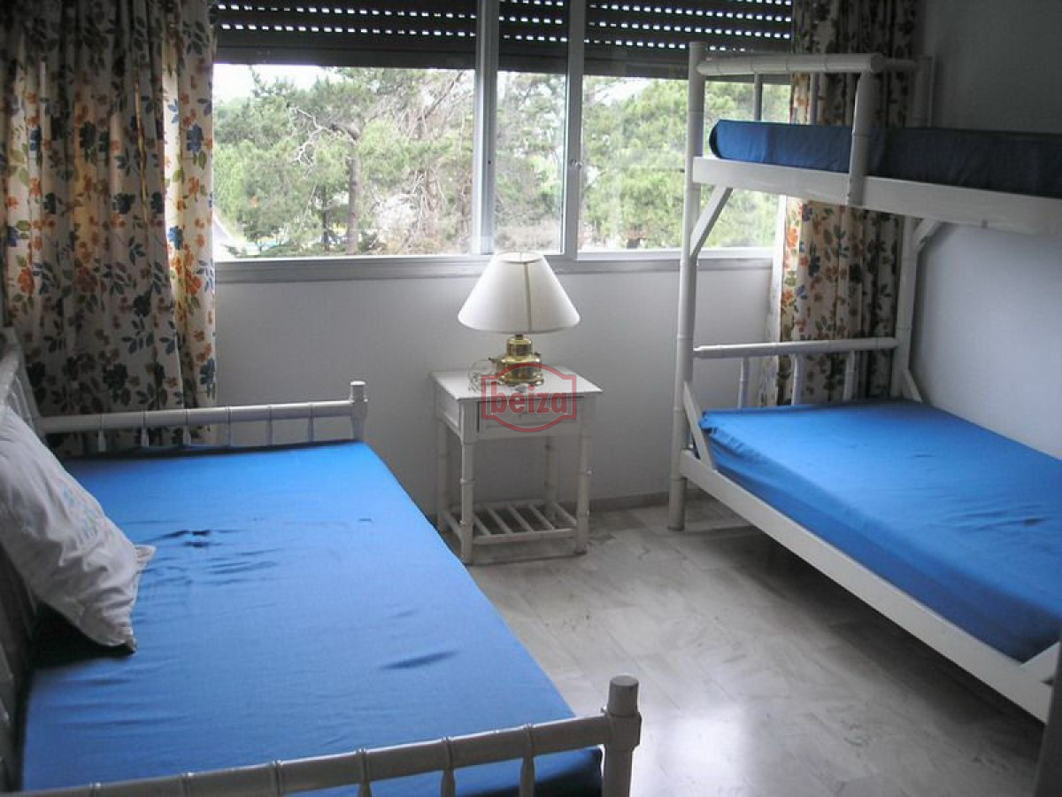 Apartamento ID.70066 - Avenida Roosevelt - Parada 11