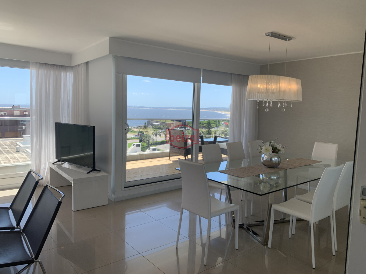 Venta apartamento 3 dormitorios mas servicio playa mansa - BZA166885A