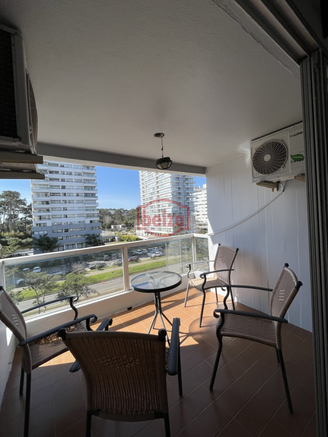 Roosevelt - Apartamento cómodo y luminoso - Edificio con Piscina - BZA70094A