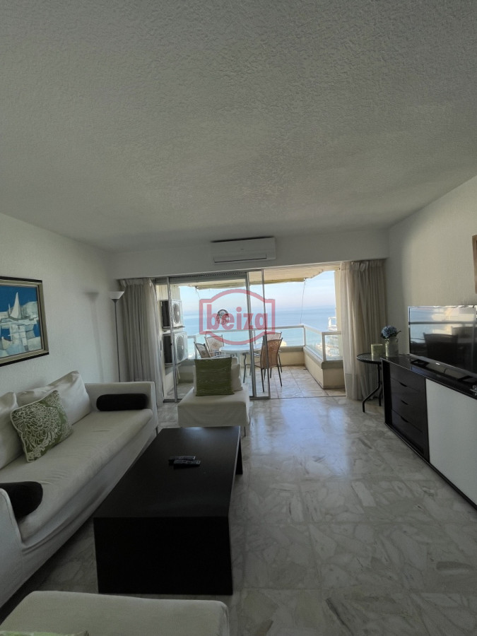 Apartamento ID.20227 - Playa Mansa - Frente al mar - Muy completo en servicios