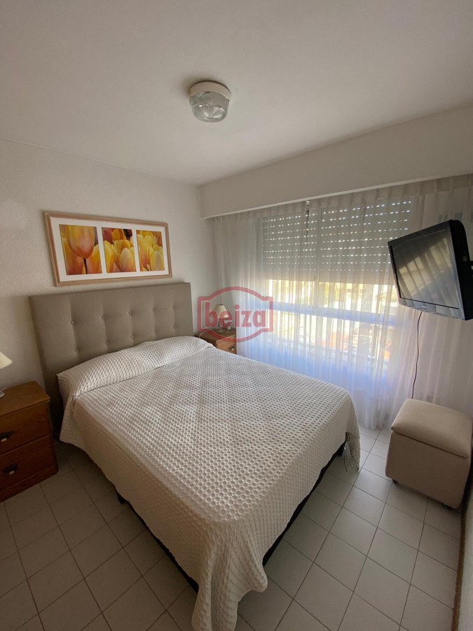 Apartamento ID.160906/Céntrico--Planta-amplia,-ideal-para-disfrutar-sus-vacaciones - Excelente ubicación, a pasos del puerto y de la plaza