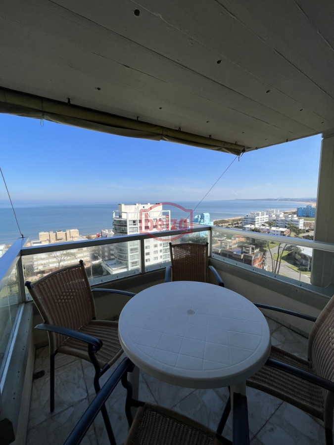 Apartamento ID.20227 - Playa Mansa - Frente al mar - Muy completo en servicios