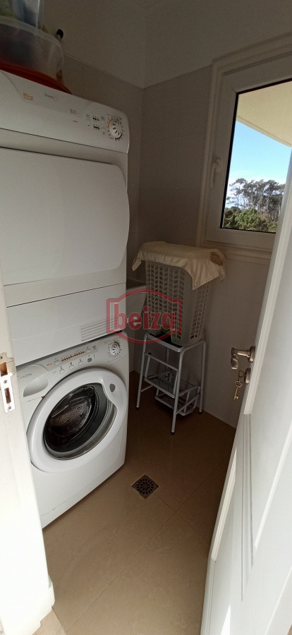 Apartamento ID.164087/Venta-Y-alquiler-de-apartamento-de-3-dormitorios-en-Punta-del-Este - Veramansa de tres dormitorios y dependencia de servicio