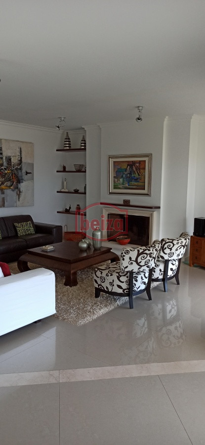 Apartamento ID.164087/Venta-Y-alquiler-de-apartamento-de-3-dormitorios-en-Punta-del-Este - Veramansa de tres dormitorios y dependencia de servicio
