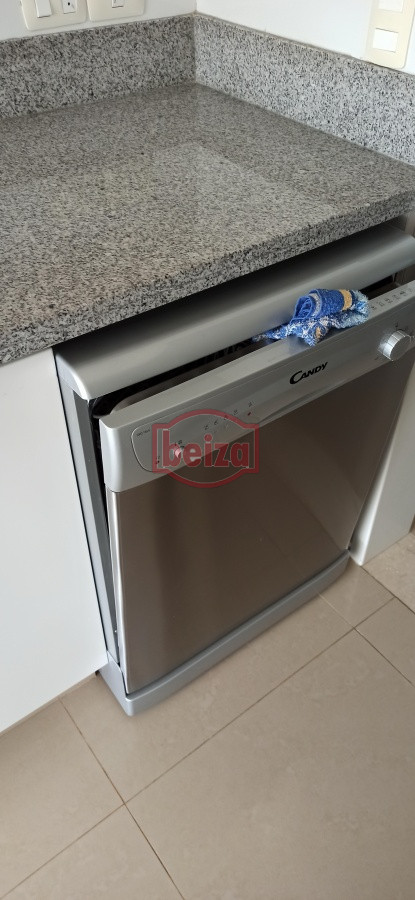 Apartamento ID.164087/Venta-Y-alquiler-de-apartamento-de-3-dormitorios-en-Punta-del-Este - Veramansa de tres dormitorios y dependencia de servicio