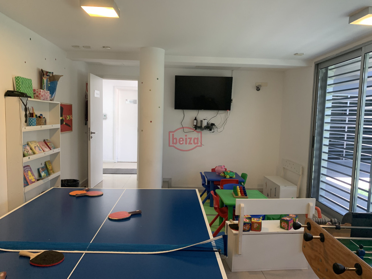 Apartamento ID.166885 - Venta apartamento 3 dormitorios mas servicio playa mansa