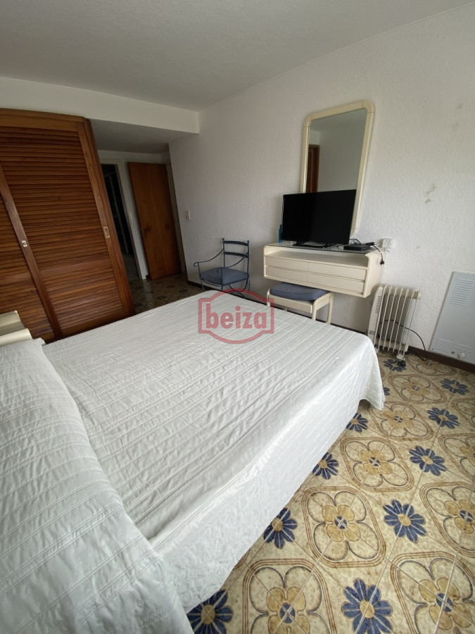 Apartamento ID.165347/-Apartamento-en-venta-frente-al-mar-Punta-del-Este - puerto alquiler 3 dormitorios y dependencia de servicio