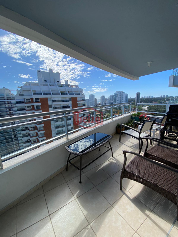 Apartamento ID.166583/Apartamento-en-Peninsula,-2-dormitorios-* - Hermoso apartamento de 3 dormitorios y 3 baños en playa Brava