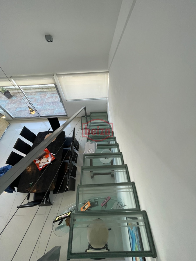 Apartamento ID.165286/Alquiler-de-apartamento-de-tres-dormitorios-y-dependencia-en-Punta-del-Este - Pent house en venta