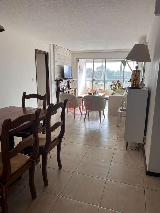 Apartamento ID.165972/Look-Brava - venta apartamento en Av. Roosevelt. 3 dormitorios.