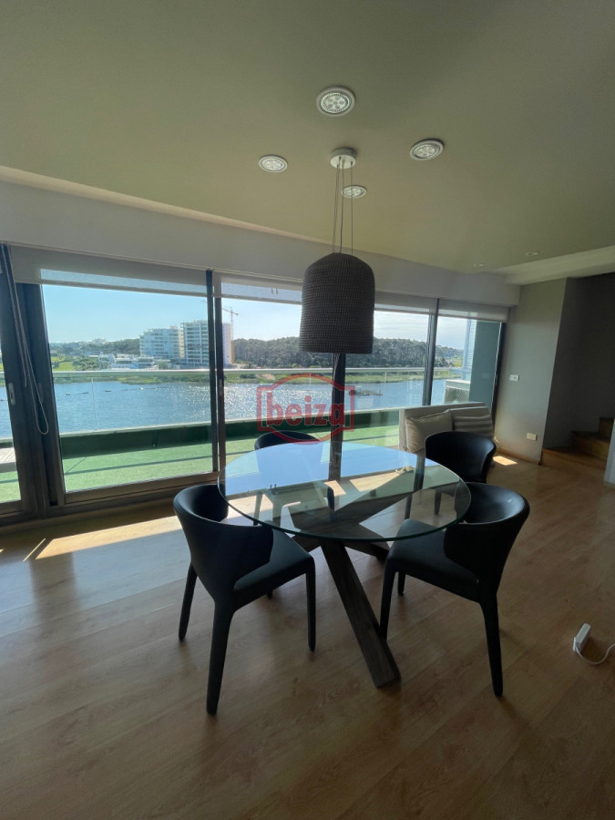 Apartamento ID.166566/Brava-,-edificio-bajo-,-frente-al-mar-.- - Espectacular Penthouse