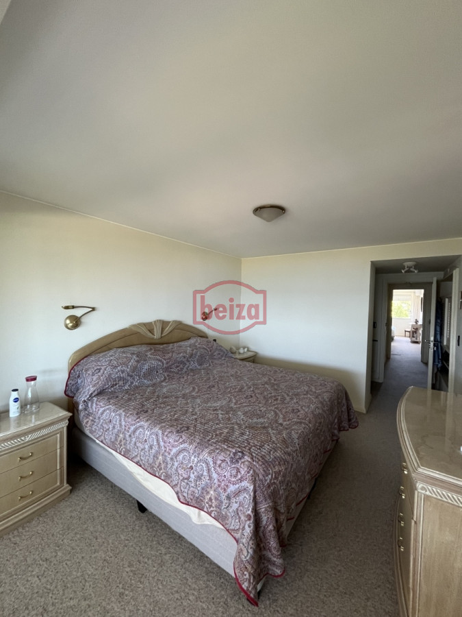 Apartamento ID.162946 - Venta 3 Dormitorios Primera fila Mansa