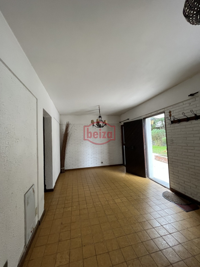 Apartamento ID.161166/Oportunidad-Cómodo-Apto-2-Dormitorios-En-Gorlero - Apartamento en Roosevelt, 2 dormitorios *