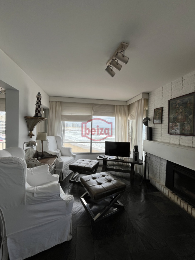 Apartamento ID.166043/Playa-Brava - Alquiler 3 dormitorios y dependencia