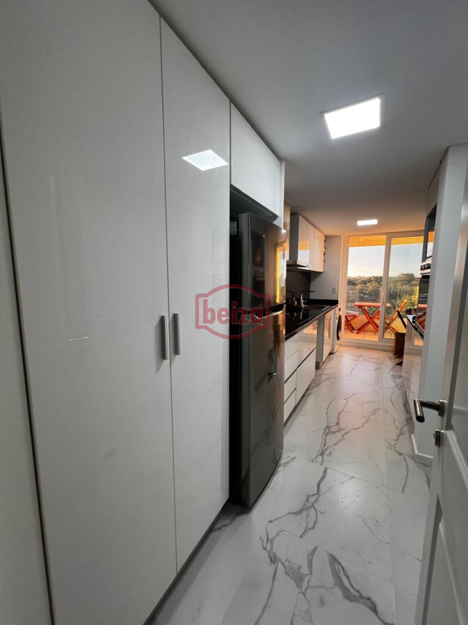 Apartamento ID.166025/Hermoso-apartamento - VENTA POSEIDON con hermosa vista - 2 dormitorios