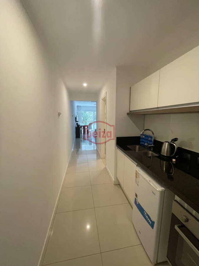 Apartamento ID.166000/Venta-apartamento-2-dormitorios-sobre-Roosevelt - Apartamento en Peninsula, Monoambiente *