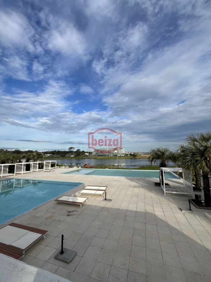 Apartamento ID.166025/Hermoso-apartamento - VENTA POSEIDON con hermosa vista - 2 dormitorios