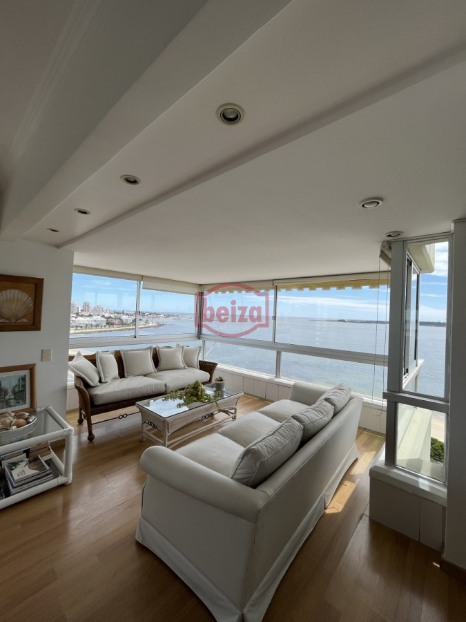 Apartamento ID.165989 - Primera línea de la Mansa. Gran apartamento. 3 Dormitorios y dependencia.