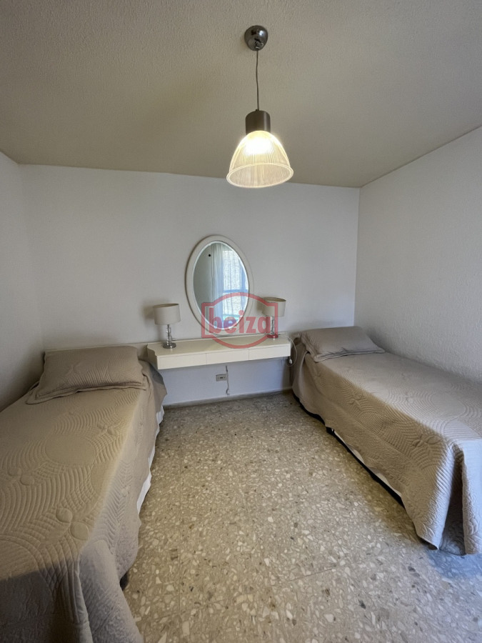 Apartamento ID.20228/Apartamento-3-dormitorios-en-alquiler-La-Barra - Playa Mansa - Buena vista al  mar