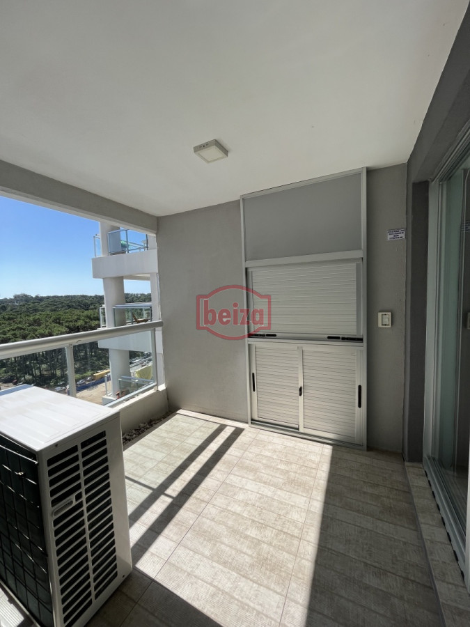 Apartamento ID.163777/Excelente-propiedad-muy-bien-ubicada,amplias-comodidades,pileta-climatizada.- - Frente al mar – Vista panorámica y ubicación inmejorable
