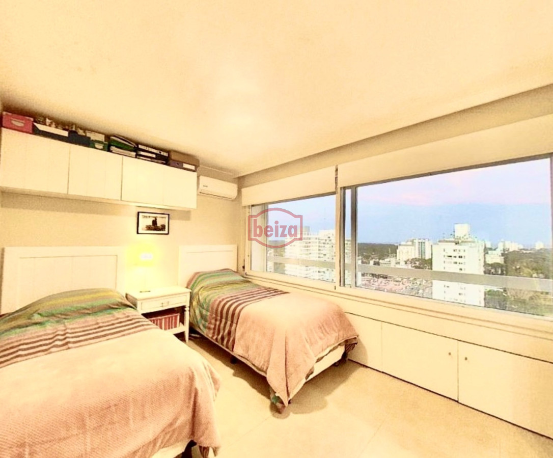 Apartamento ID.166110 - Roosevelt 3 dormitorios con hermosa vista.