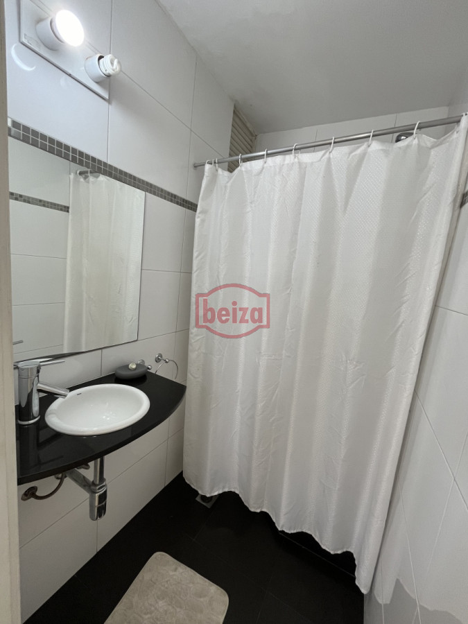 Apartamento ID.10238/Apartamento-en-Brava,-1-dormitorios-* - Oportunidad Cómodo Apto 2 Dormitorios En Gorlero