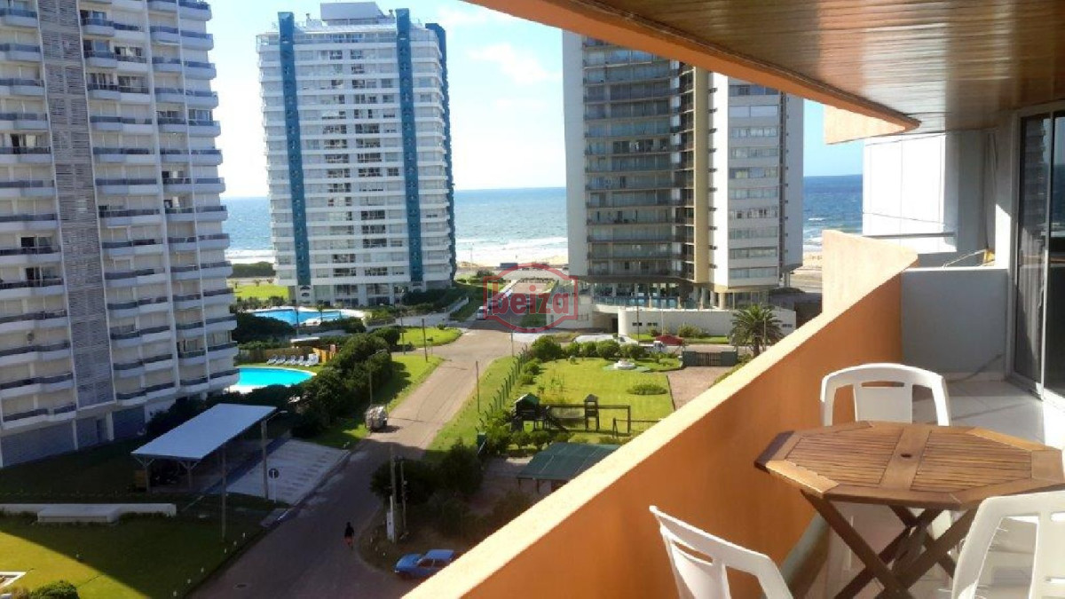 Apartamento ID.161172/Apartamento-en-Mansa,-1-dormitorio-y-medio - Apartamento en Brava, 2 dormitorios *