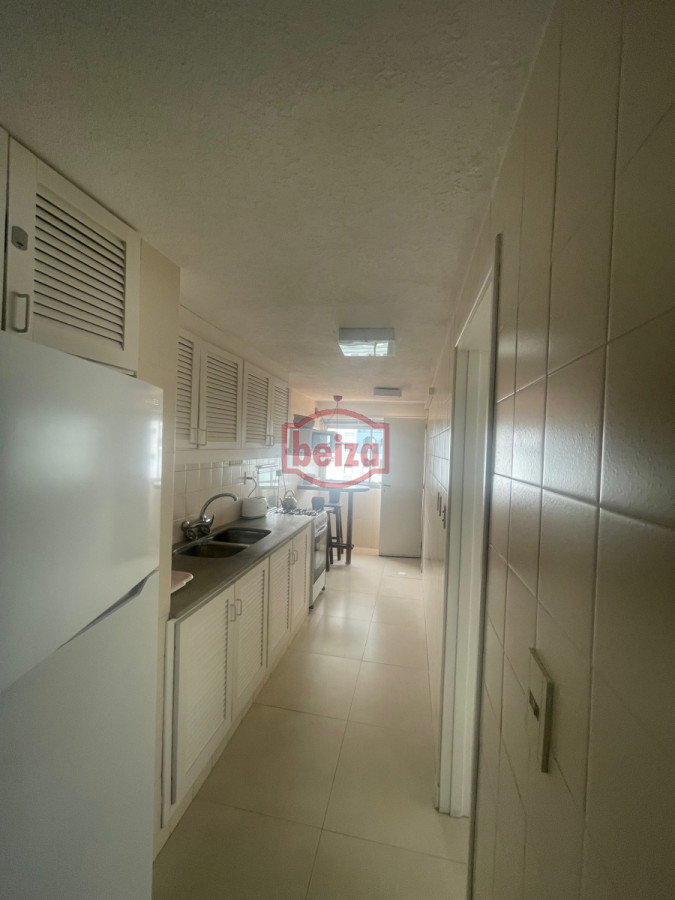 Apartamento ID.166416/Mansa-frente-al-mar-de-3-dormitorios-y-dependencia-y-parrillero - Apartamento en Península de 2 dormitorios 