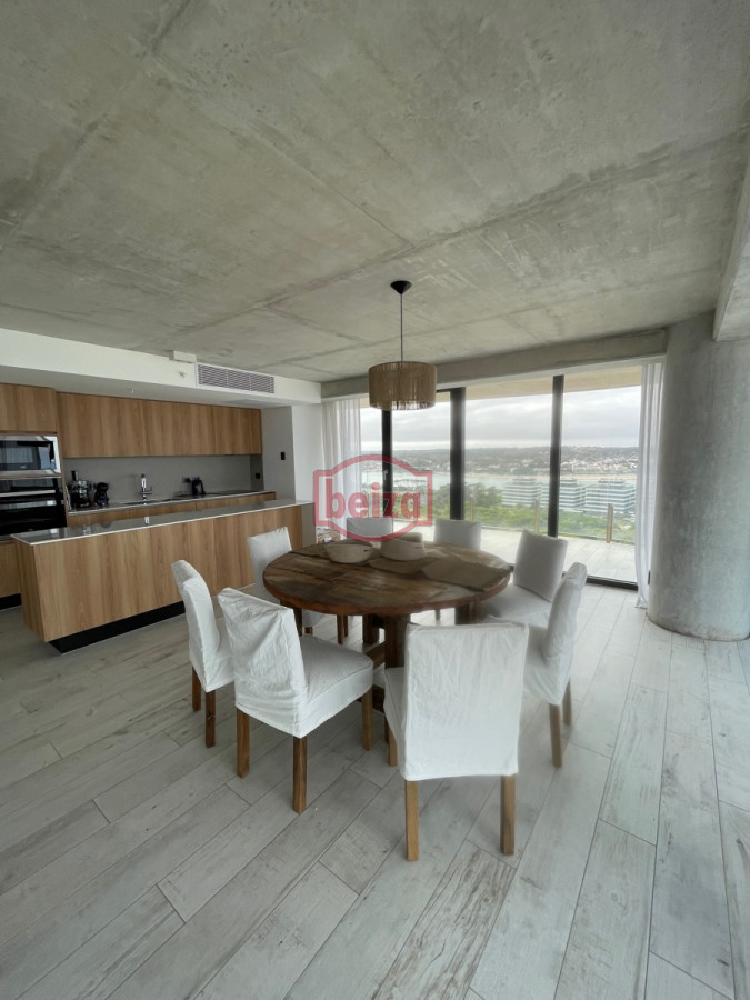 Apartamento ID.165043/venta-apartamento-3-dormitorios-con-imponente-terraza. - Apartamento en Punta del Este, Brava