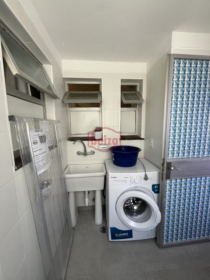 Apartamento ID.166043/Playa-Brava - Alquiler 3 dormitorios y dependencia