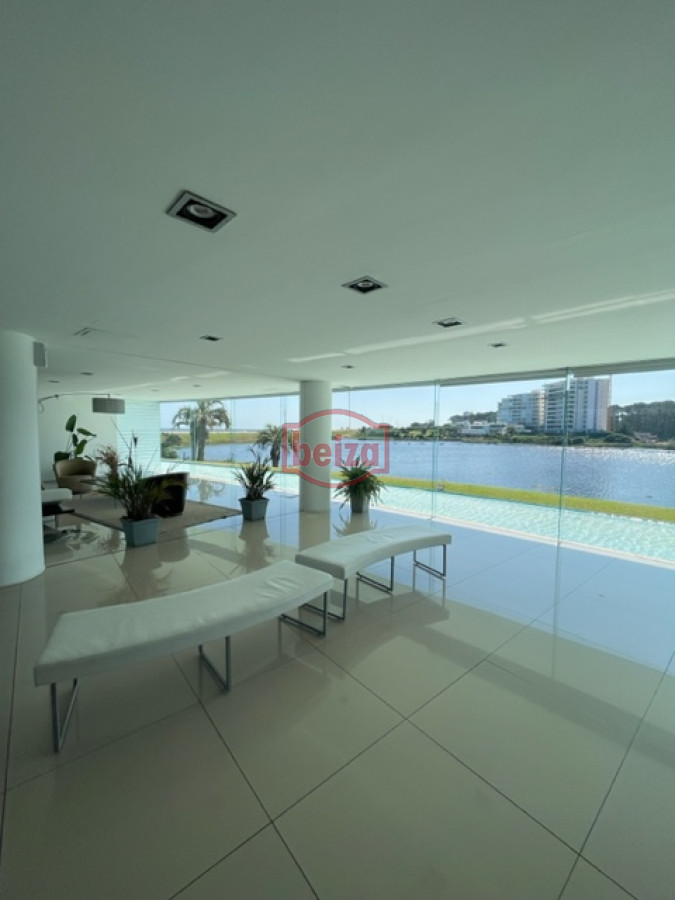 Apartamento ID.166566/Brava-,-edificio-bajo-,-frente-al-mar-.- - Espectacular Penthouse