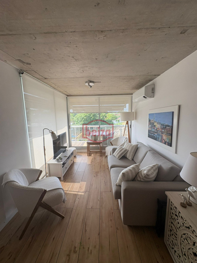 Apartamento ID.167000/Apartamentos-en-Alquiler--Beiza-Propiedades - ALQUILER Y CONFORT