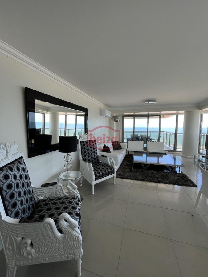 Apartamento ID.163707/Un-dormitorio--Céntrico-pero-a-100-metros-de-la-playa - IMPERIALE DIVINO DE 3 DORMITORIOS