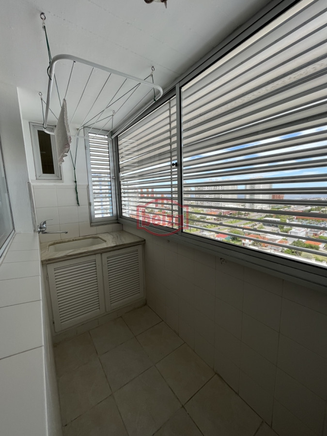 Apartamento ID.165989 - Primera línea de la Mansa. Gran apartamento. 3 Dormitorios y dependencia.