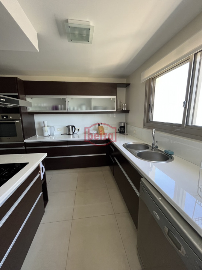 Apartamento ID.163707/Un-dormitorio--Céntrico-pero-a-100-metros-de-la-playa - IMPERIALE DIVINO DE 3 DORMITORIOS