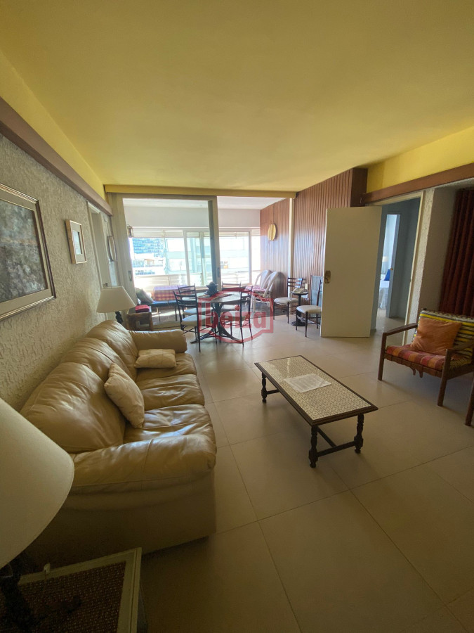 Apartamento ID.162818/Brava,-1-dormitorio-y-medio - Apartamento en Peninsula, 2 dormitorios *