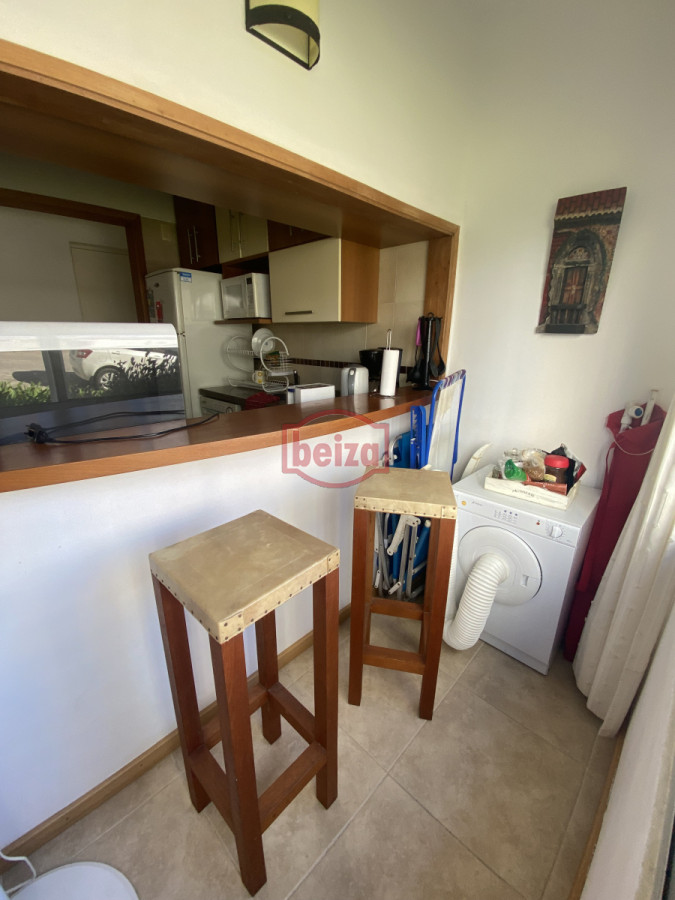 Apartamento ID.166573/APTO-2-DORMS-.-PRÓXIMO-AL-PUERTO-!!!- - Apartamento en Península de 1 Dormitorio