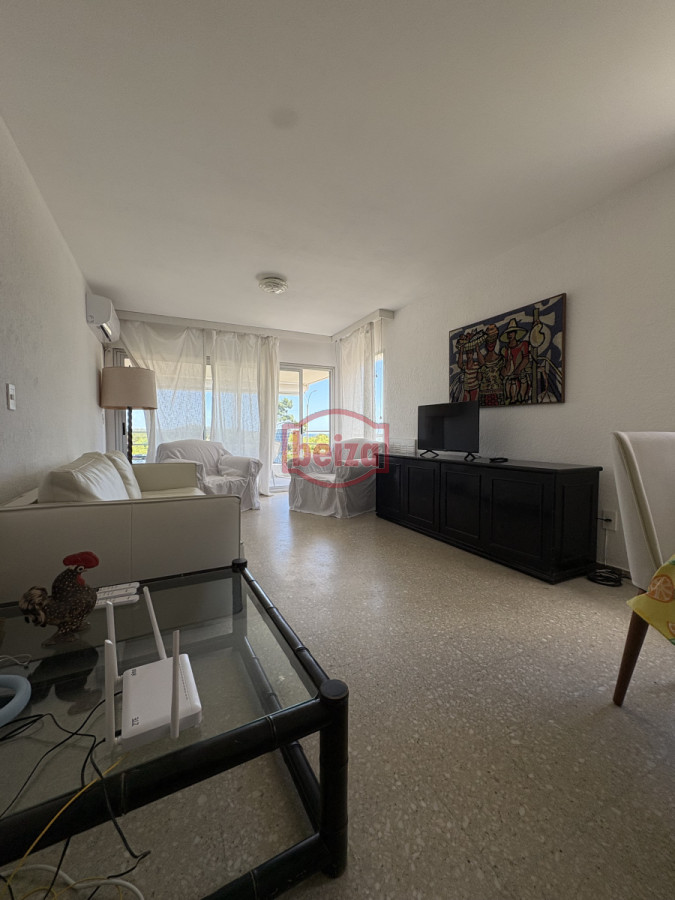 Apartamento ID.166666/un-dormitorio-frente-al-mar - Hermoso apartamento  primera fila mansa