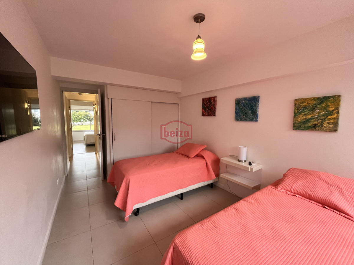 Apartamento ID.166845/Terrazas-del-sol,-Pinares-Parada-33,-Punta-del-este - Venta y alquiler apartamento 2 dormitorios en el corazon de Montoya