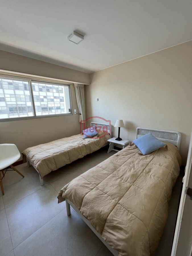 Apartamento ID.165292/Alquiler-por-temporada-de-apartamento-de-3-dormitorios-en-Punta-del-Este - Peninsuls 3 dorm