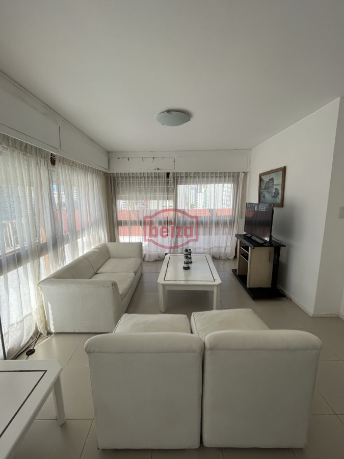 Apartamento ID.90171/Apartamento-en-Peninsula,-1-dormitorios-* - Pent House  con vista a Mansa y Brava