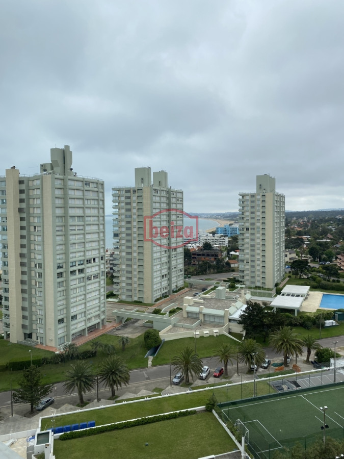 Apartamento ID.166400/Espectacular-apartamento-en-el-corazón-de-punta-del-este - Excelente departamento 
