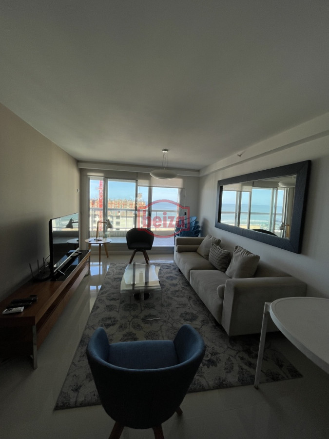 Apartamento ID.163777/Excelente-propiedad-muy-bien-ubicada,amplias-comodidades,pileta-climatizada.- - Frente al mar – Vista panorámica y ubicación inmejorable